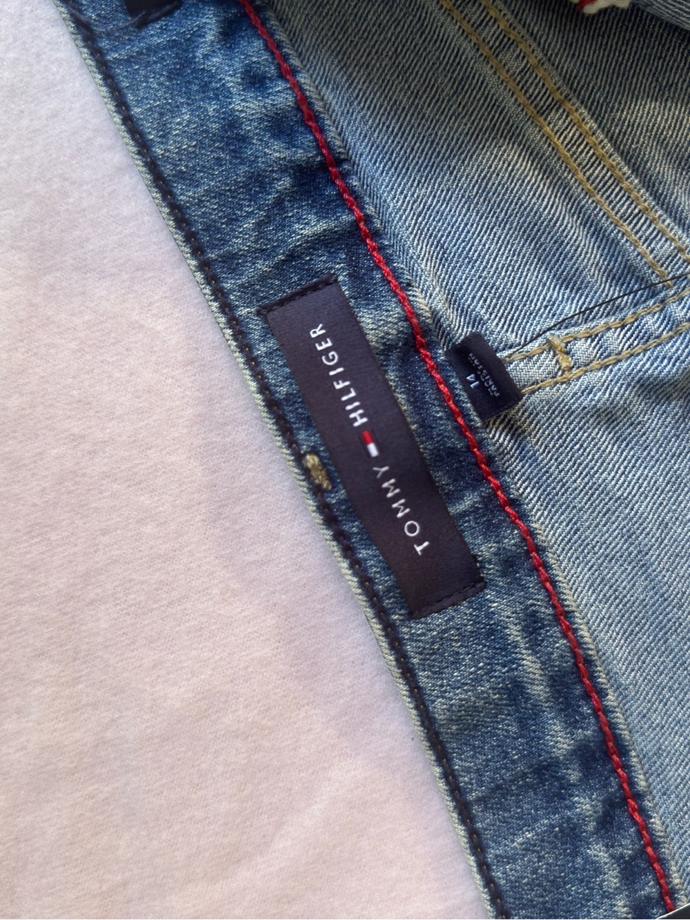 Tommy Hilfiger Women's Curvy Skinny Ankle Jeans in Medium Blue Wash Size 14 - Picture 3 of 9